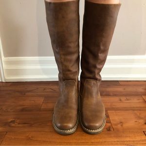 Roots leather tan equestrian riding boots Size 8